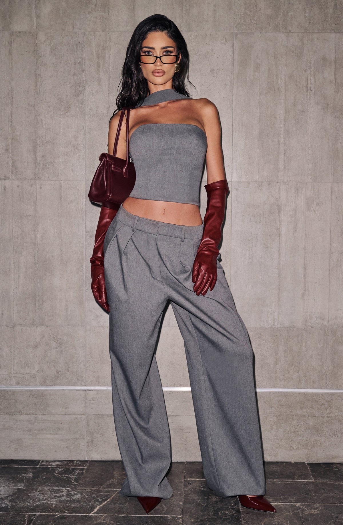 Pantalón de pierna ancha gris jaspeado de cintura alta, caída recta y holgada