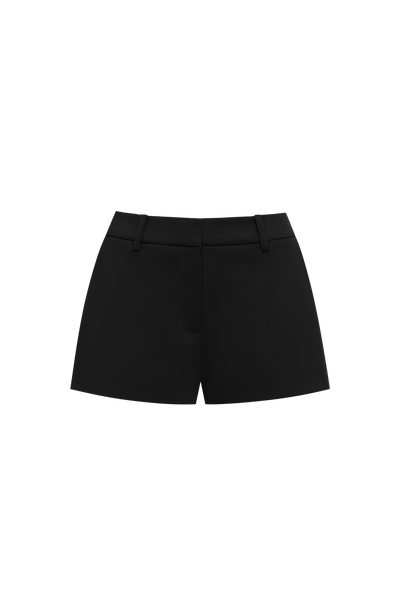 Pantalón corto negro sastre con cintura alta y trabillas, dobladillo limpio