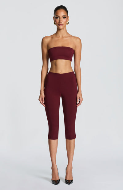PANTALÓN CAPRI ELENA - ROJO CEREZA