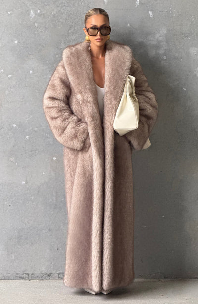 ABRIGO VIOLETA - BEIGE